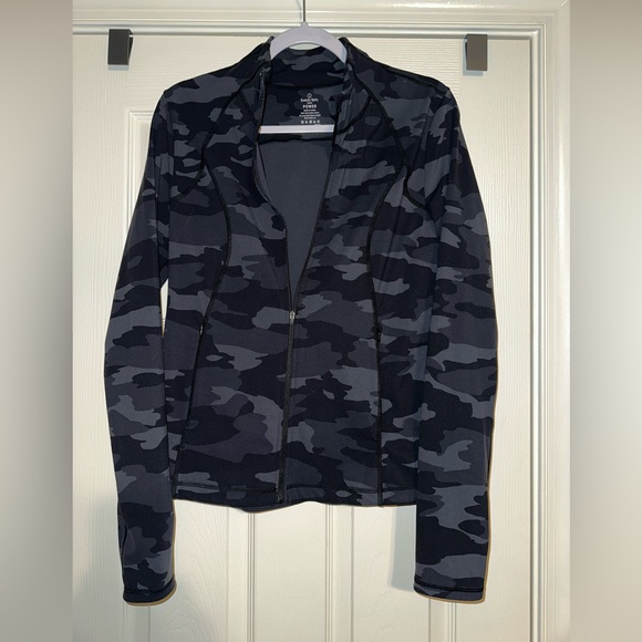 Sweaty Betty Full Zip Therma Power Boost Workout Jacket Size Large in black Camo - Picture 2 of 7